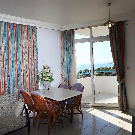 Anahtar 公寓式酒店 阿拉尼亚