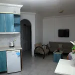 מלון דירות Anahtar 3*